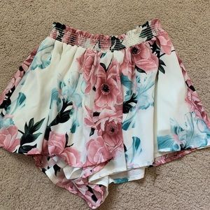 Floral boutique shorts